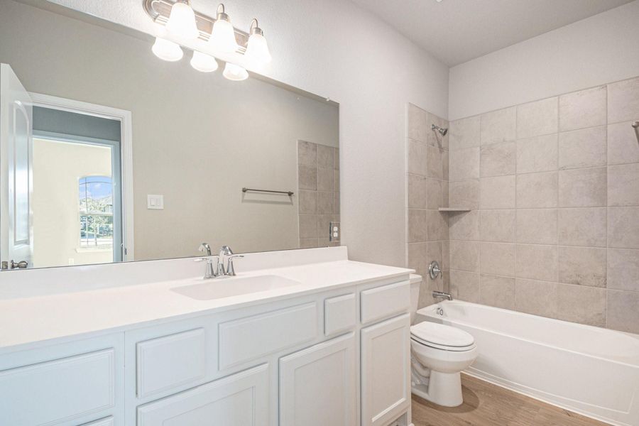 Image 3 of a home in Clear View Estates. Image 3 of a home in Clear View Estates.