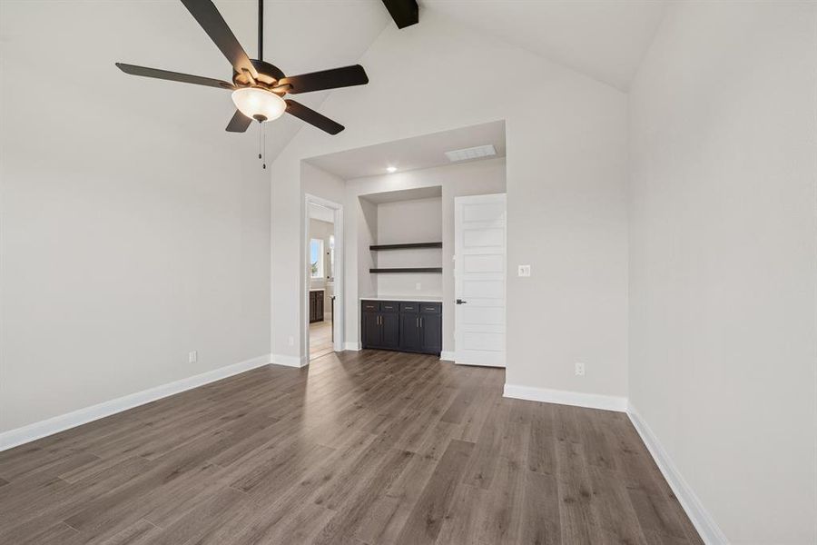Spacious, unfurnished interior of a new home in Pecan Square - Estates, Northlake (Image 22). Spacious, unfurnished interior of a new home in Pecan Square - Estates, Northlake (Image 22).