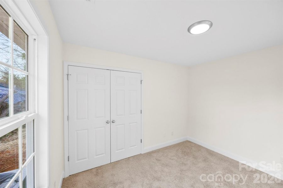 Spacious, unfurnished interior of a new home in , Rock Hill (Image 15).