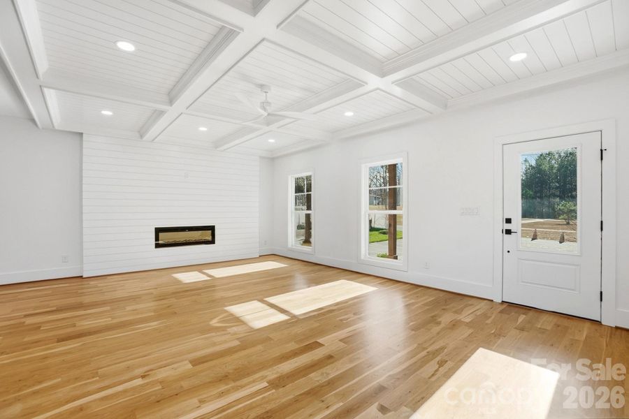 Spacious, unfurnished interior of a new home in , Waxhaw (Image 35). Spacious, unfurnished interior of a new home in , Waxhaw (Image 35).