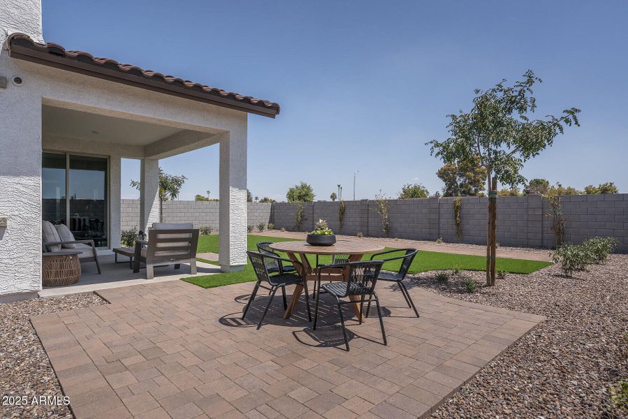 HRM2414_web HRM2414_web