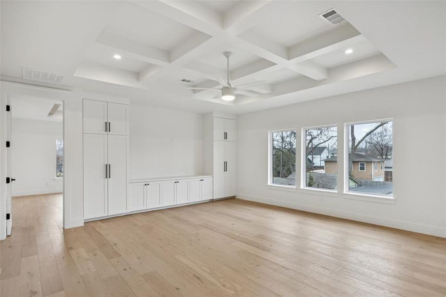 Spacious, unfurnished interior of a new home in , Dallas (Image 25).