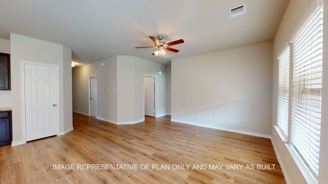 Spacious, unfurnished interior of a new home in Creekfall, Burnet (Image 16).