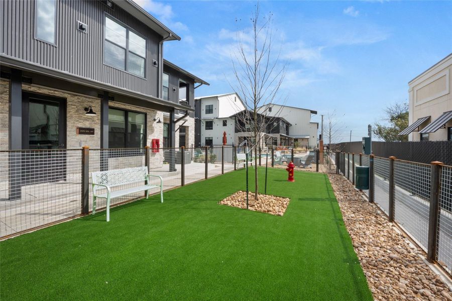 Image 33 of a home in Dovetail.