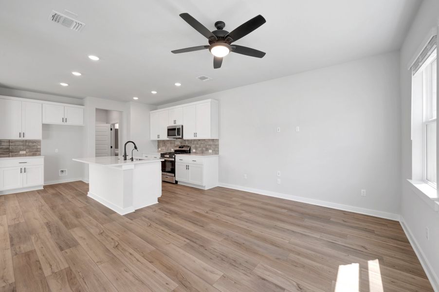 Spacious, unfurnished interior of a new home in Park Central, Georgetown (Image 29). Spacious, unfurnished interior of a new home in Park Central, Georgetown (Image 29).
