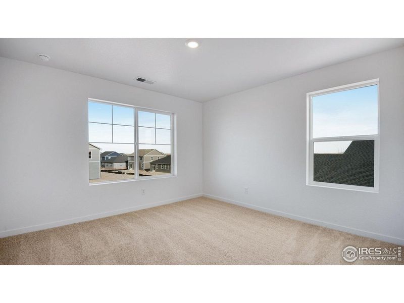 Spacious, unfurnished interior of a new home in Vista Meadows, Fort Lupton (Image 44).