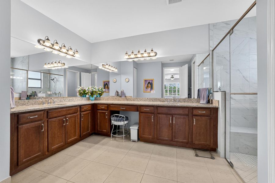 Furnished interior view inside a new home in , Port St. Lucie (Image 12).