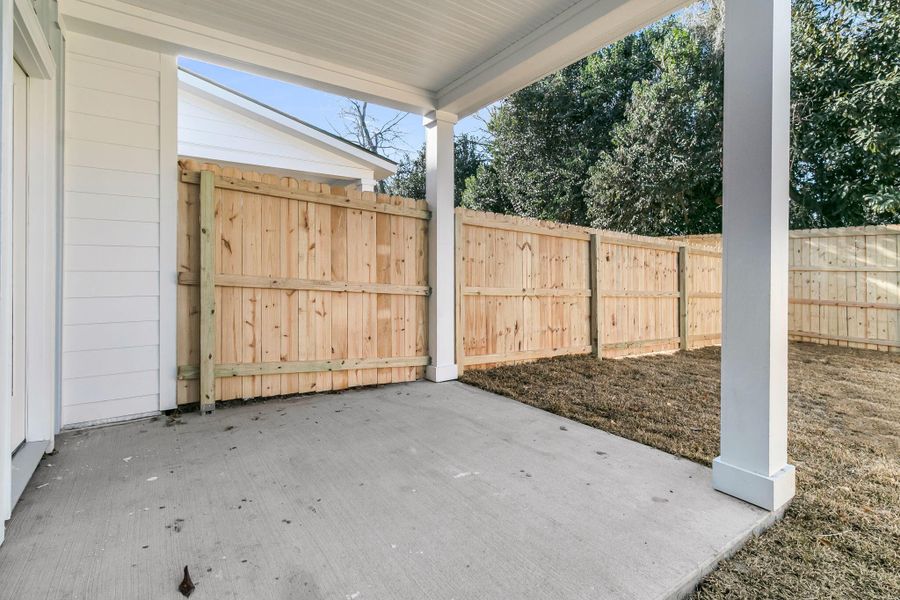 Exterior details and patio area of a home in , North Charleston (Image 28).