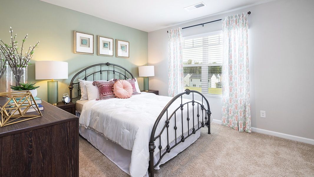 Representative furnished interior of a home built from the Hayden by D.R. Horton in Estates at Deer Hollow, Grovetown (Image 27).