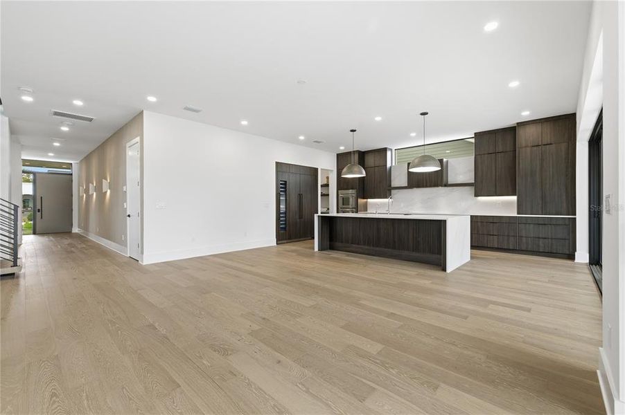 Spacious, unfurnished interior of a new home in , Tampa (Image 19). Spacious, unfurnished interior of a new home in , Tampa (Image 19).