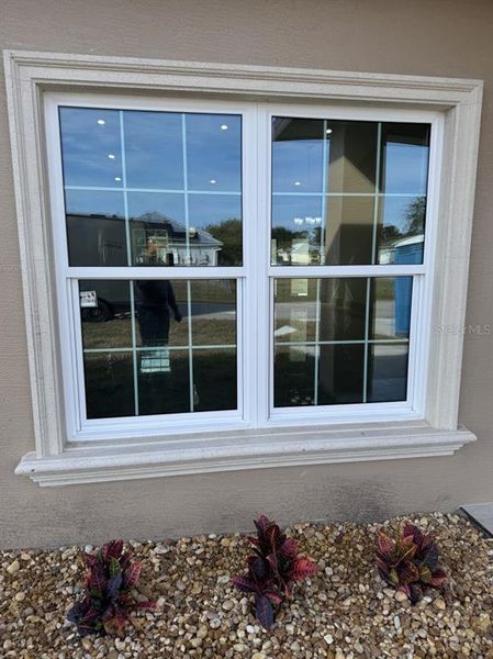 Exterior details and patio area of a home in , Okeechobee (Image 26).