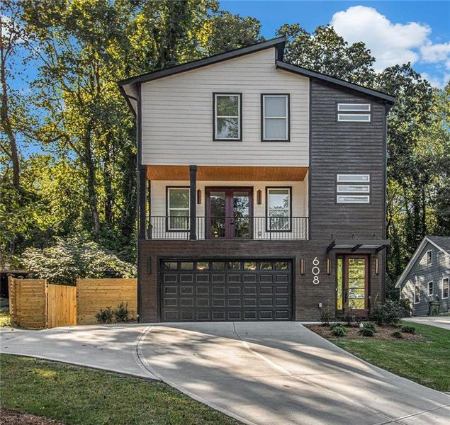 Image 37 of a home in .