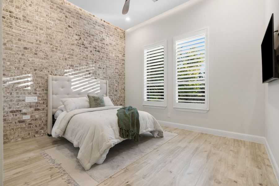 Furnished interior view inside a new home in , Tomball (Image 36).