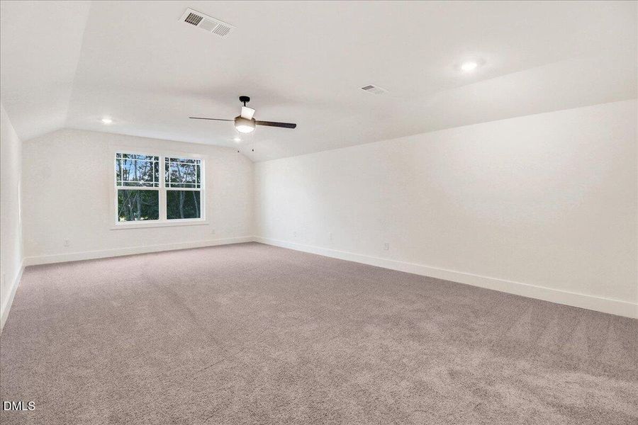 39-105 Oxford Ct-39 39-105 Oxford Ct-39