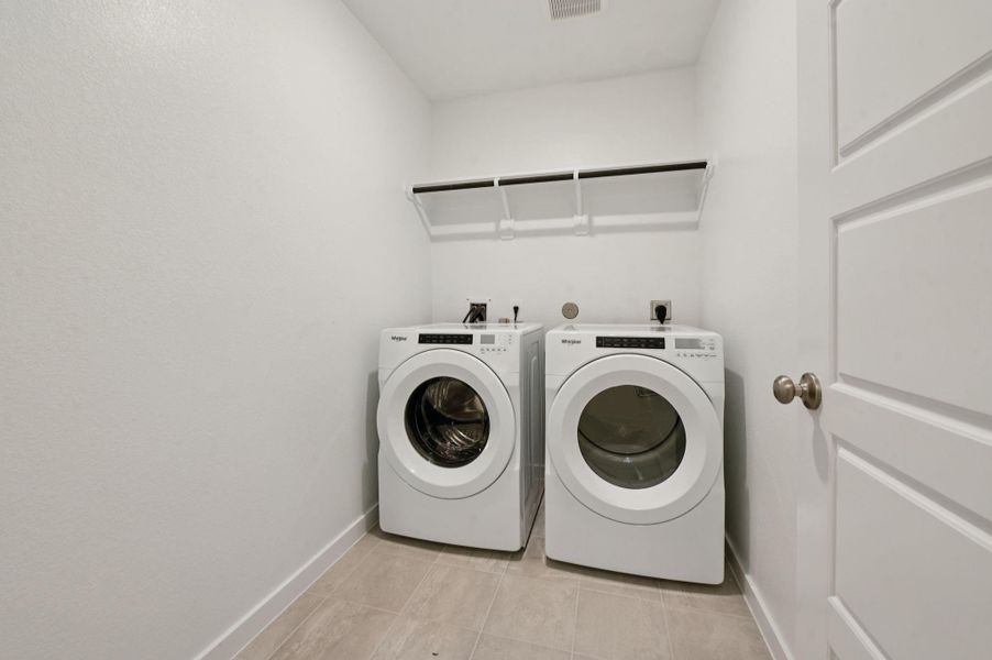 Image 33 of a home in .