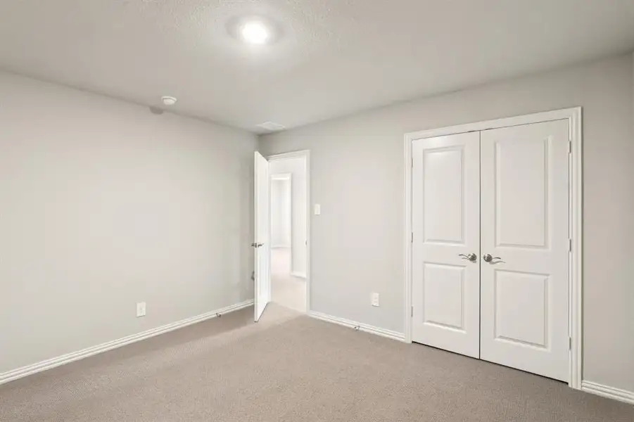 Photo is not of the actual home, but is an inspirational photo of builder’s model home and may depict options, furnishings, and/or decorator features that are not included. Photo is not of the actual home, but is an inspirational photo of builder’s model home and may depict options, furnishings, and/or decorator features that are not included.