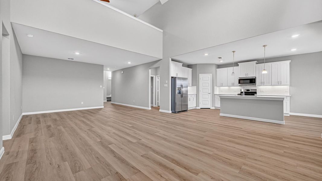 Representative unfurnished interior of a home built from the Longview by D.R. Horton in Sandstone Estates, Granbury (Image 14). Representative unfurnished interior of a home built from the Longview by D.R. Horton in Sandstone Estates, Granbury (Image 14).