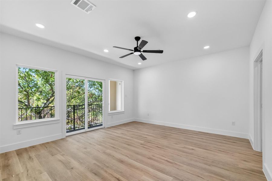 Spacious, unfurnished interior of a new home in , Houston (Image 35). Spacious, unfurnished interior of a new home in , Houston (Image 35).