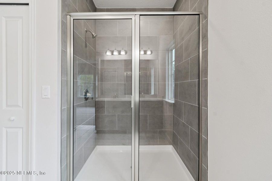 Close-up of interior finishes inside a home in Tributary 70', Yulee (Image 15).