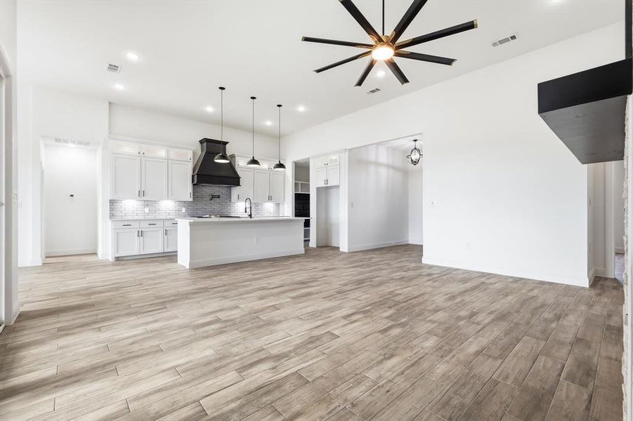 Spacious, unfurnished interior of a new home in , Sanger (Image 29). Spacious, unfurnished interior of a new home in , Sanger (Image 29).
