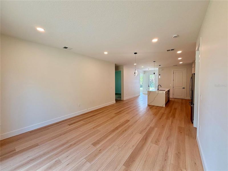 Spacious, unfurnished interior of a new home in , Port Charlotte (Image 50).