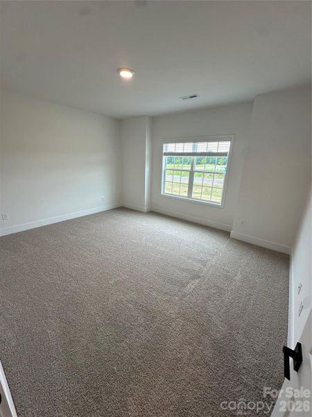 Spacious, unfurnished interior of a new home in Cardiff Glyn, Catawba (Image 10). Spacious, unfurnished interior of a new home in Cardiff Glyn, Catawba (Image 10).