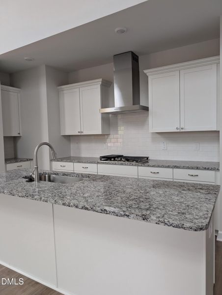 PXL_20250916_213038114