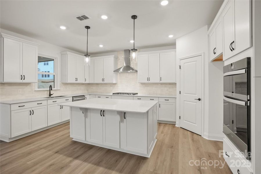 Furnished interior view inside a new home in Forest Creek, Waxhaw (Image 9).