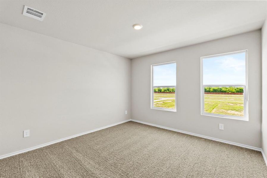 Spacious, unfurnished interior of a new home in Orchard Village, Fort Worth (Image 25).