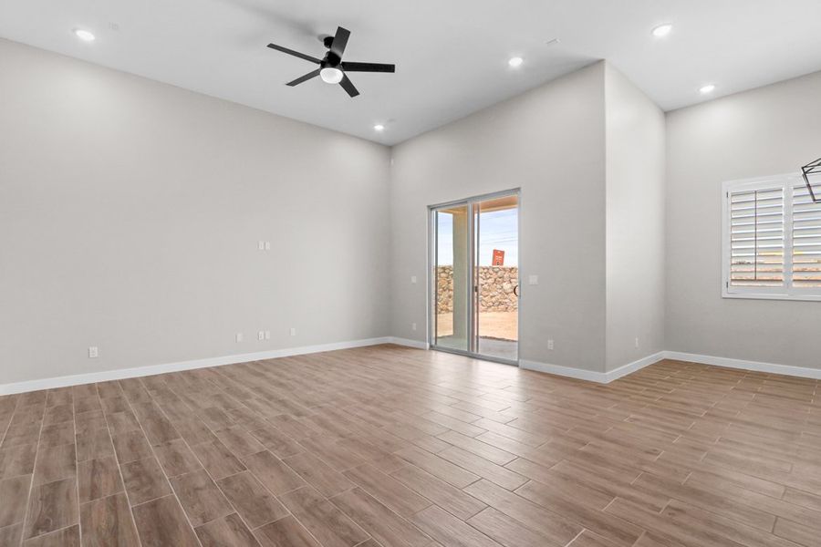 Representative unfurnished interior of a home built from the Torrey Pines by LEH. Homes in Verdancia, El Paso (Image 26).