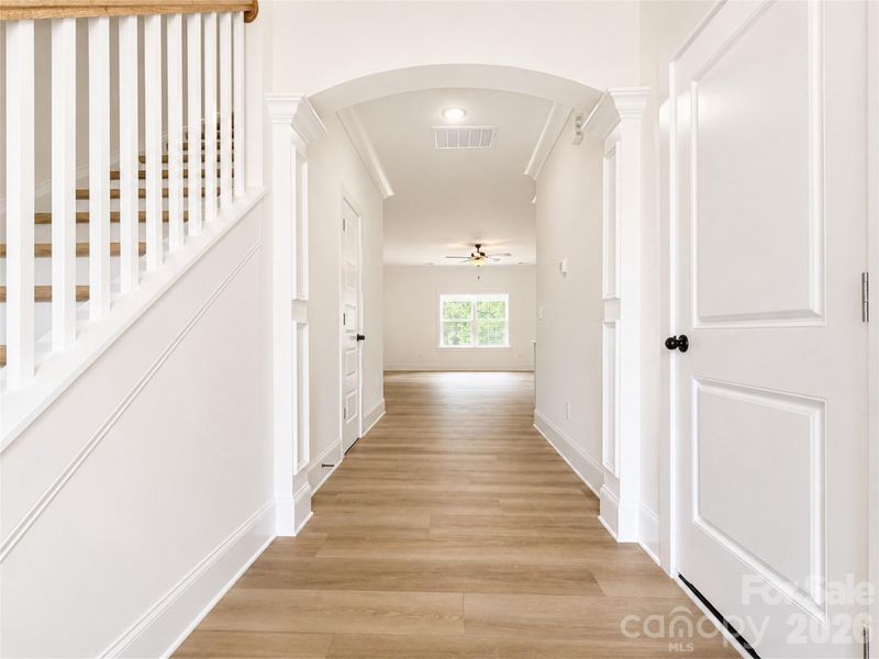 Spacious, unfurnished interior of a new home in , Charlotte (Image 19).