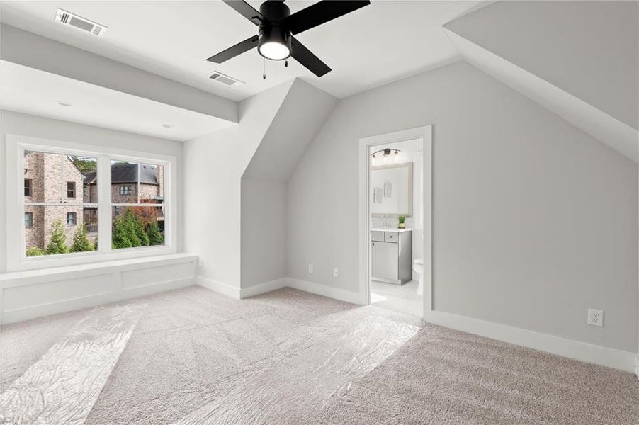 Spacious, unfurnished interior of a new home in , Brookhaven (Image 24).