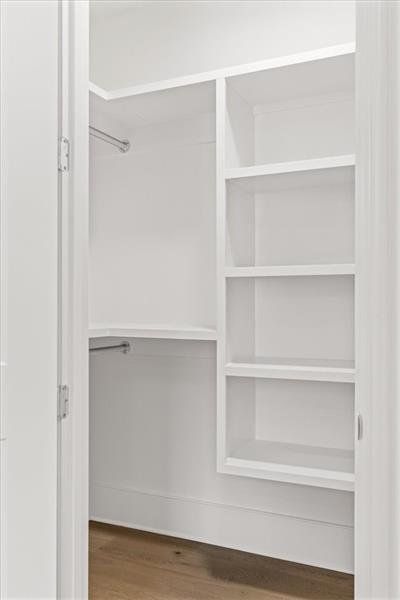 Image 85 of a home in .