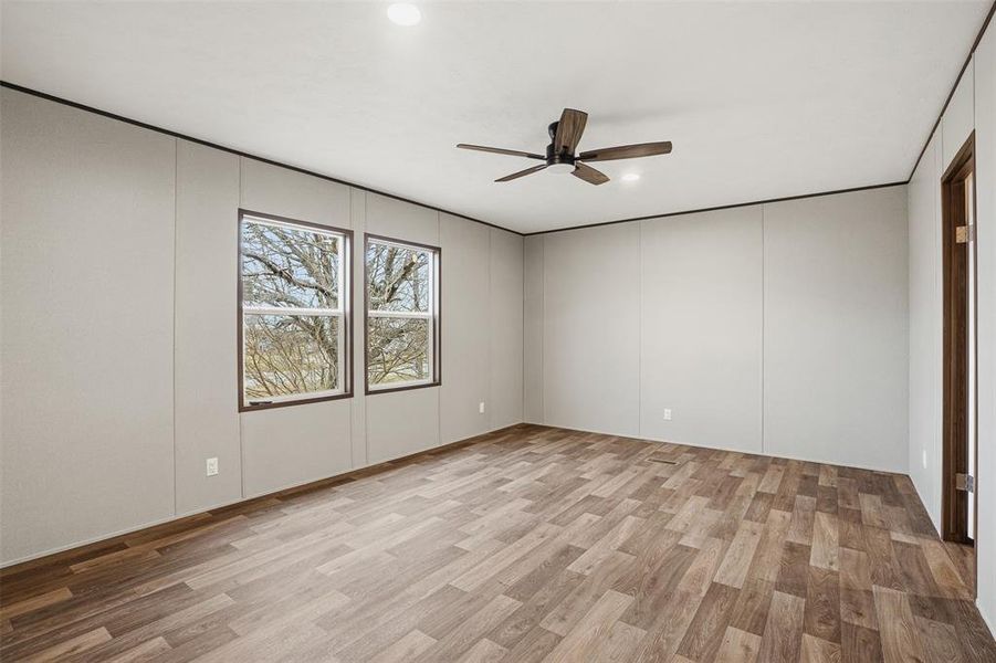 Spacious, unfurnished interior of a new home in , Godley (Image 16).