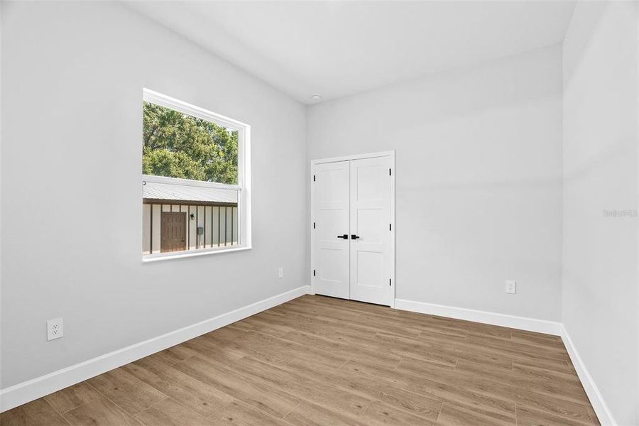 Spacious, unfurnished interior of a new home in , San Antonio (Image 20).