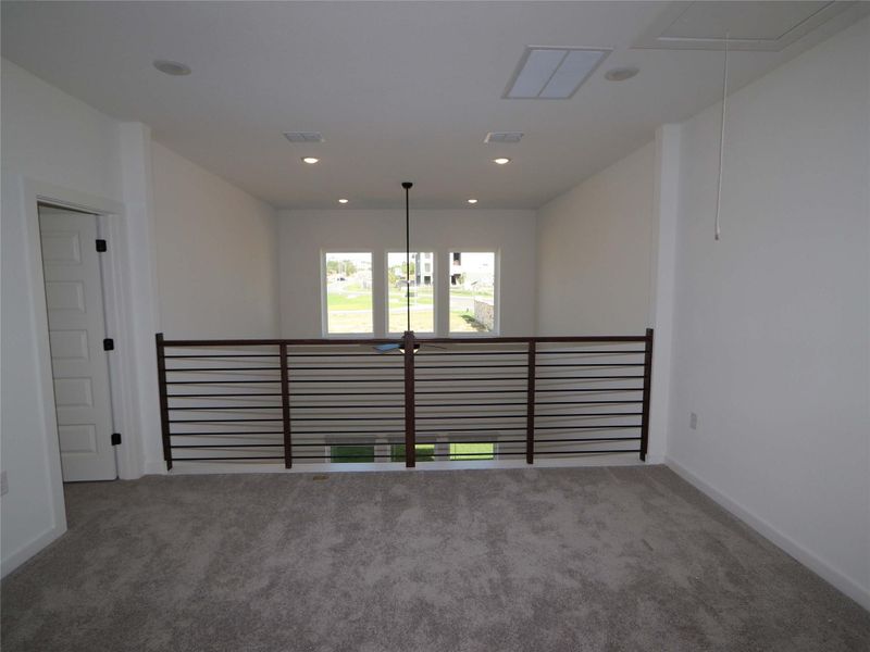 Spacious, unfurnished interior of a new home in Estancia West, Manchaca (Image 33). Spacious, unfurnished interior of a new home in Estancia West, Manchaca (Image 33).