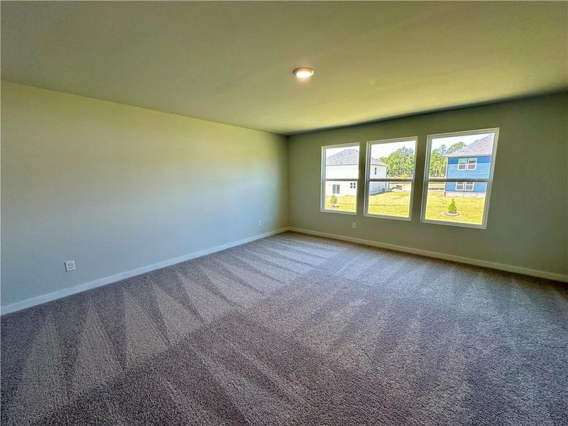 Spacious, unfurnished interior of a new home in Reserve at Gum Springs, Jefferson (Image 19).