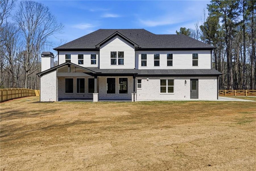 Exterior details and patio area of a home in , Lawrenceville (Image 4).
