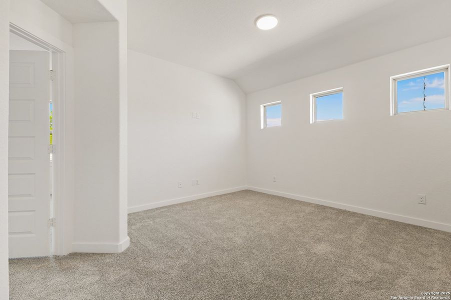Spacious, unfurnished interior of a new home in Trilogy Grove, Leon Valley (Image 28). Spacious, unfurnished interior of a new home in Trilogy Grove, Leon Valley (Image 28).