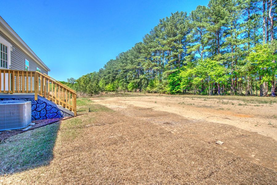 Exterior details and patio area of a home in , Orangeburg (Image 3).