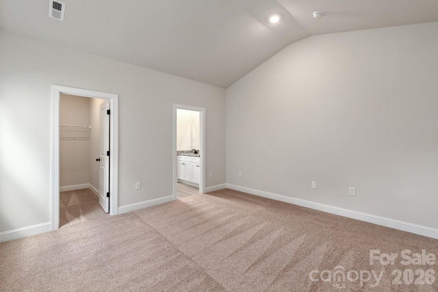 Spacious, unfurnished interior of a new home in Ascot Woods, Charlotte (Image 9). Spacious, unfurnished interior of a new home in Ascot Woods, Charlotte (Image 9).