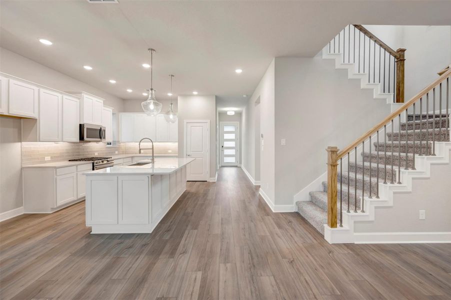 Furnished interior view inside a new home in Pomona 40' Homesites, Manvel (Image 5).