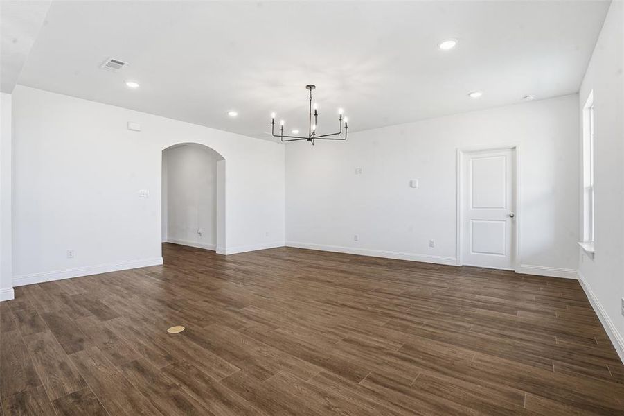 Spacious, unfurnished interior of a new home in Wildcat Ridge, Godley (Image 17). Spacious, unfurnished interior of a new home in Wildcat Ridge, Godley (Image 17).