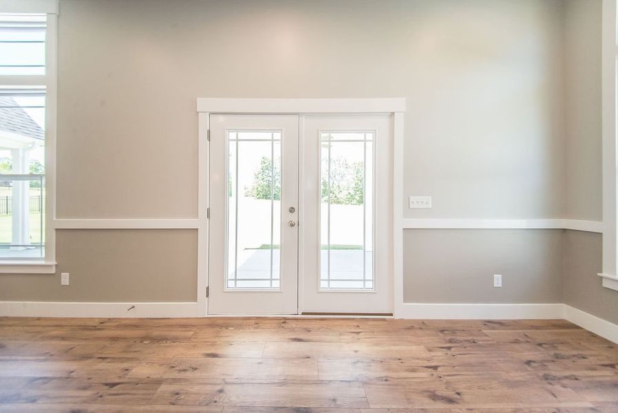Representative unfurnished interior of a home built from the Beaumont Elite by Enchanted Homes in Pointe Summit, Slater-Marietta (Image 45).