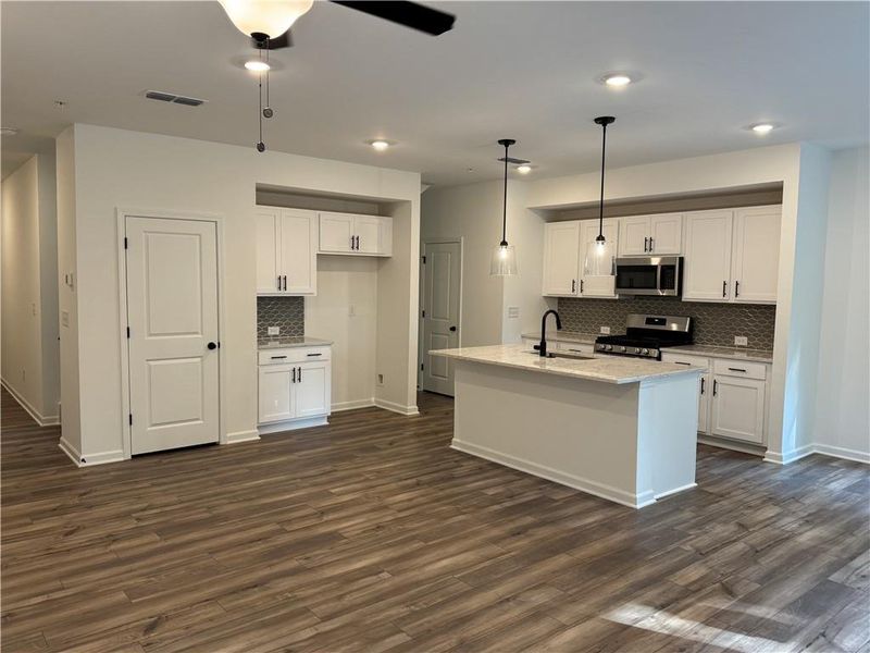 Furnished interior view inside a new home in Laurelwood, Douglasville (Image 8).