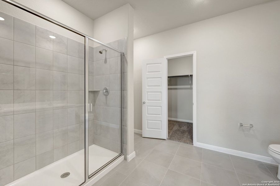 Furnished interior view inside a new home in Paloma Park, Converse (Image 11).