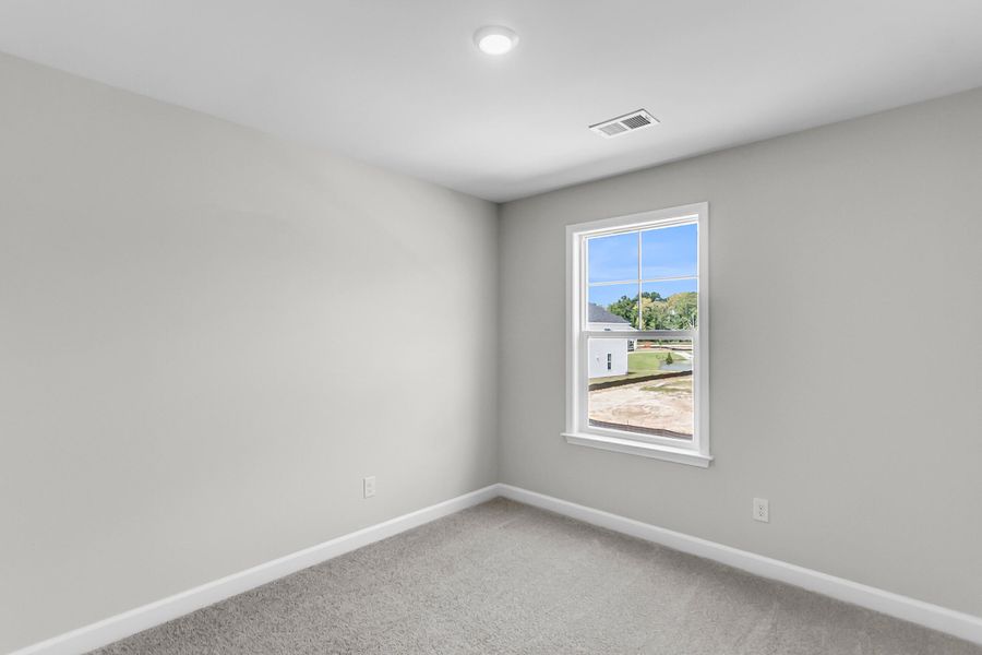 Spacious, unfurnished interior of a new home in , Summerville (Image 39).