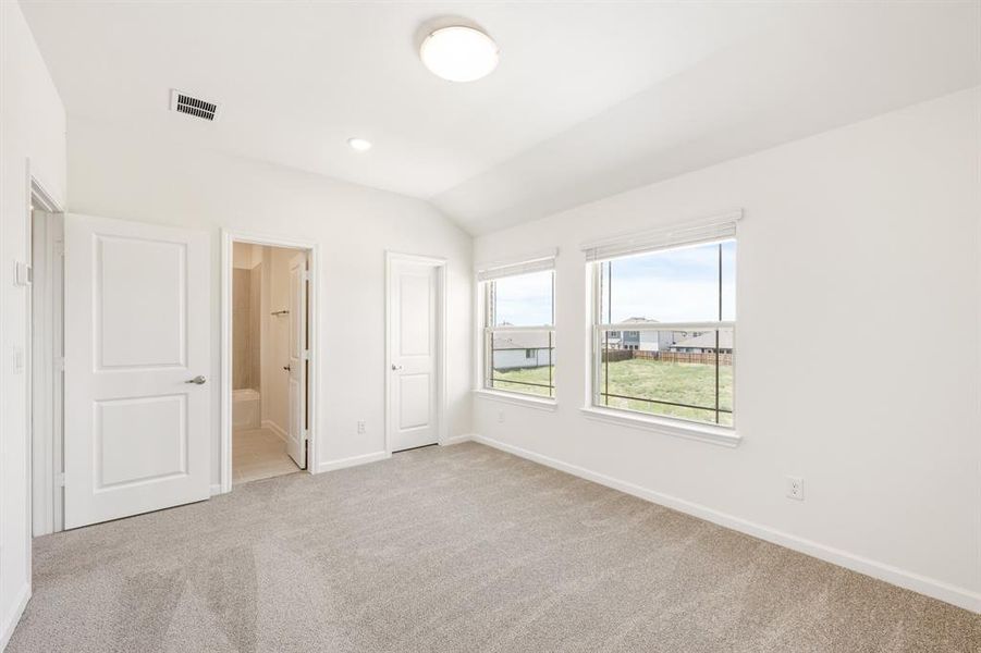 Spacious, unfurnished interior of a new home in ArrowBrooke Elements, Aubrey (Image 33). Spacious, unfurnished interior of a new home in ArrowBrooke Elements, Aubrey (Image 33).