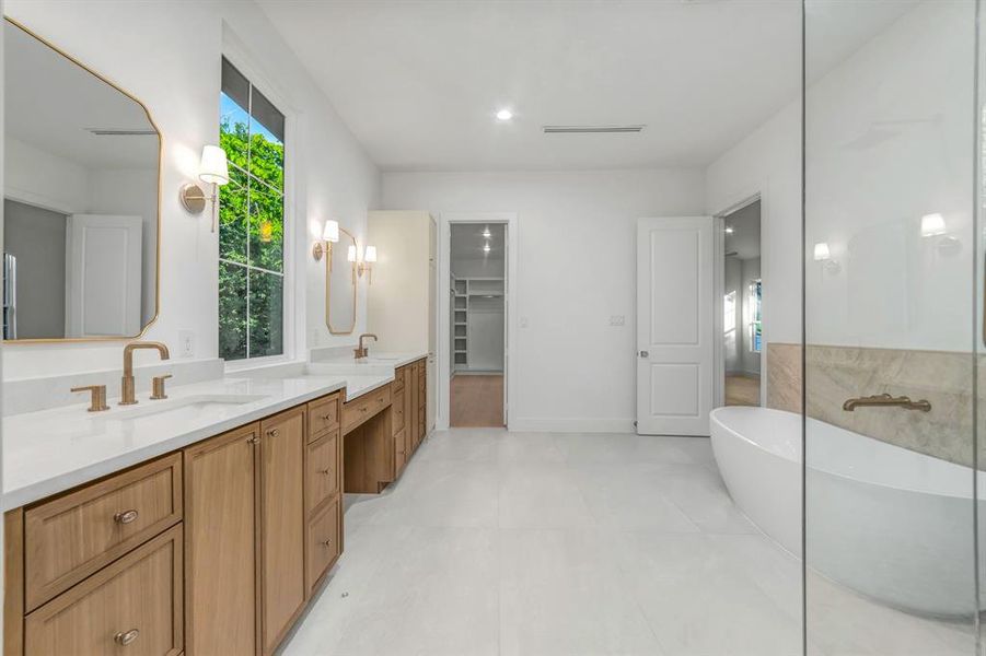 Furnished interior view inside a new home in , Dallas (Image 11).