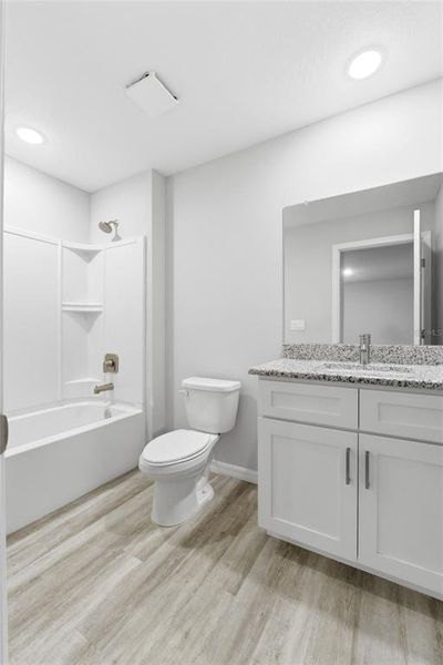 Furnished interior view inside a new home in , Winter Haven (Image 7).